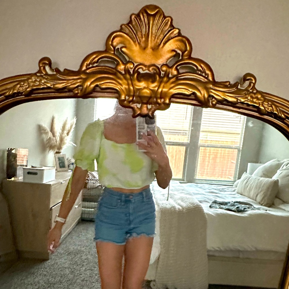 green tie dye cropped blouse